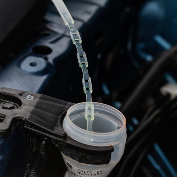 Jak odmrozić płyn do spryskiwaczy: skuteczne metody