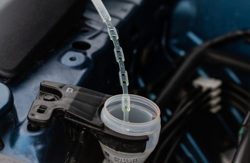 Jak odmrozić płyn do spryskiwaczy: skuteczne metody