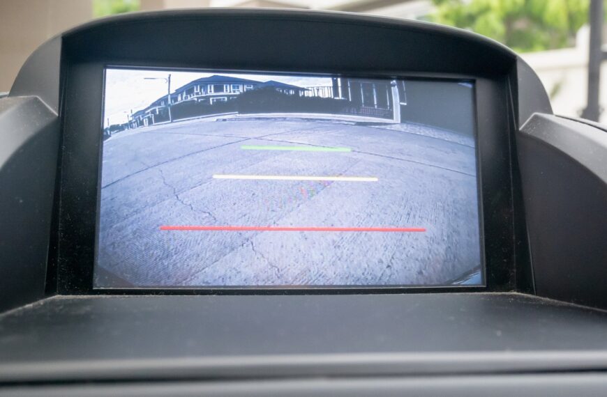 Jak poprawnie skalibrować system wspomagania parkowania: kroki do idealnego parkowania